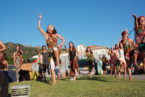 Taller de danza africana (Clase aberta)